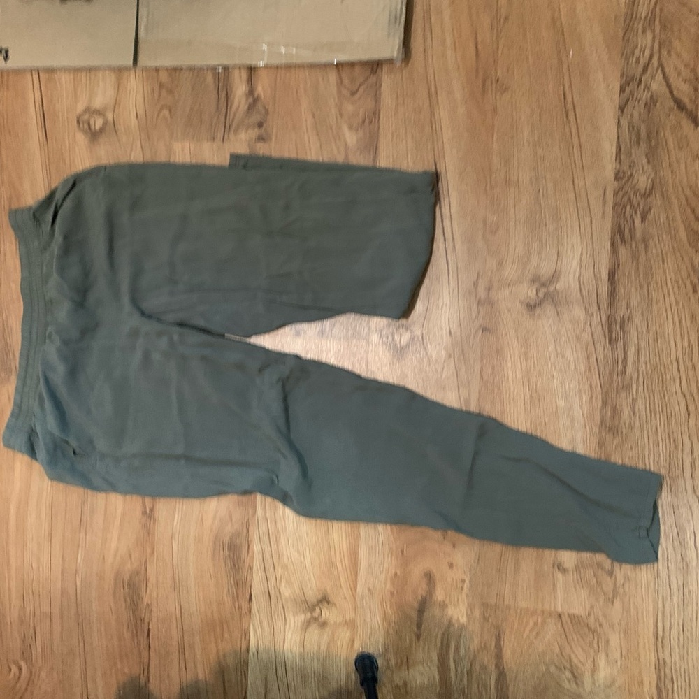Pants - Picture 4 of 5